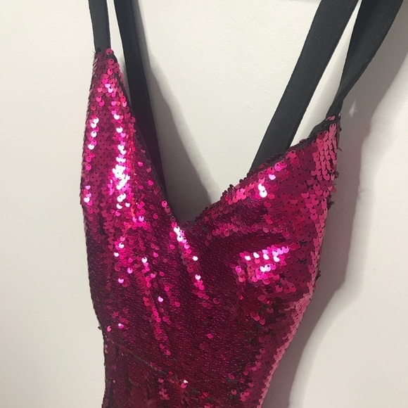 About Us x Revolve Travie Mini Dress - Picture 5 of 10